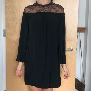 Little black dress with lace details